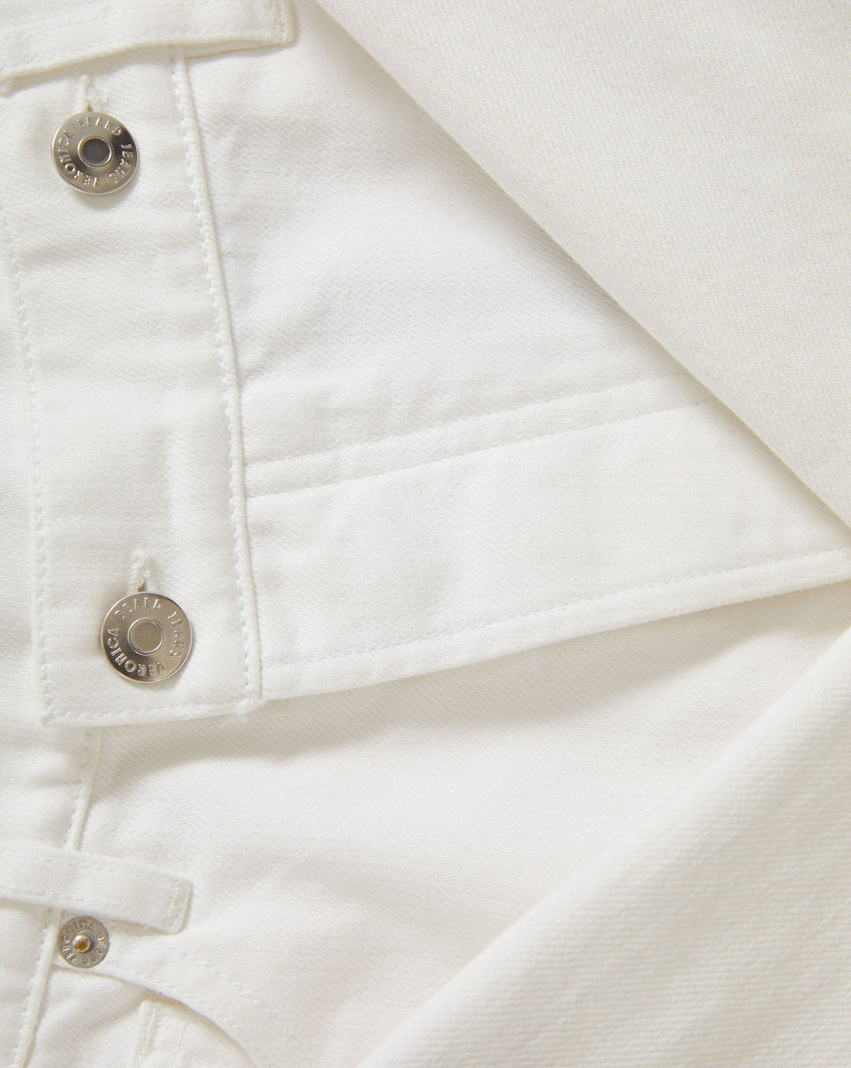 Ellis Crossover-Waistband Denim Short