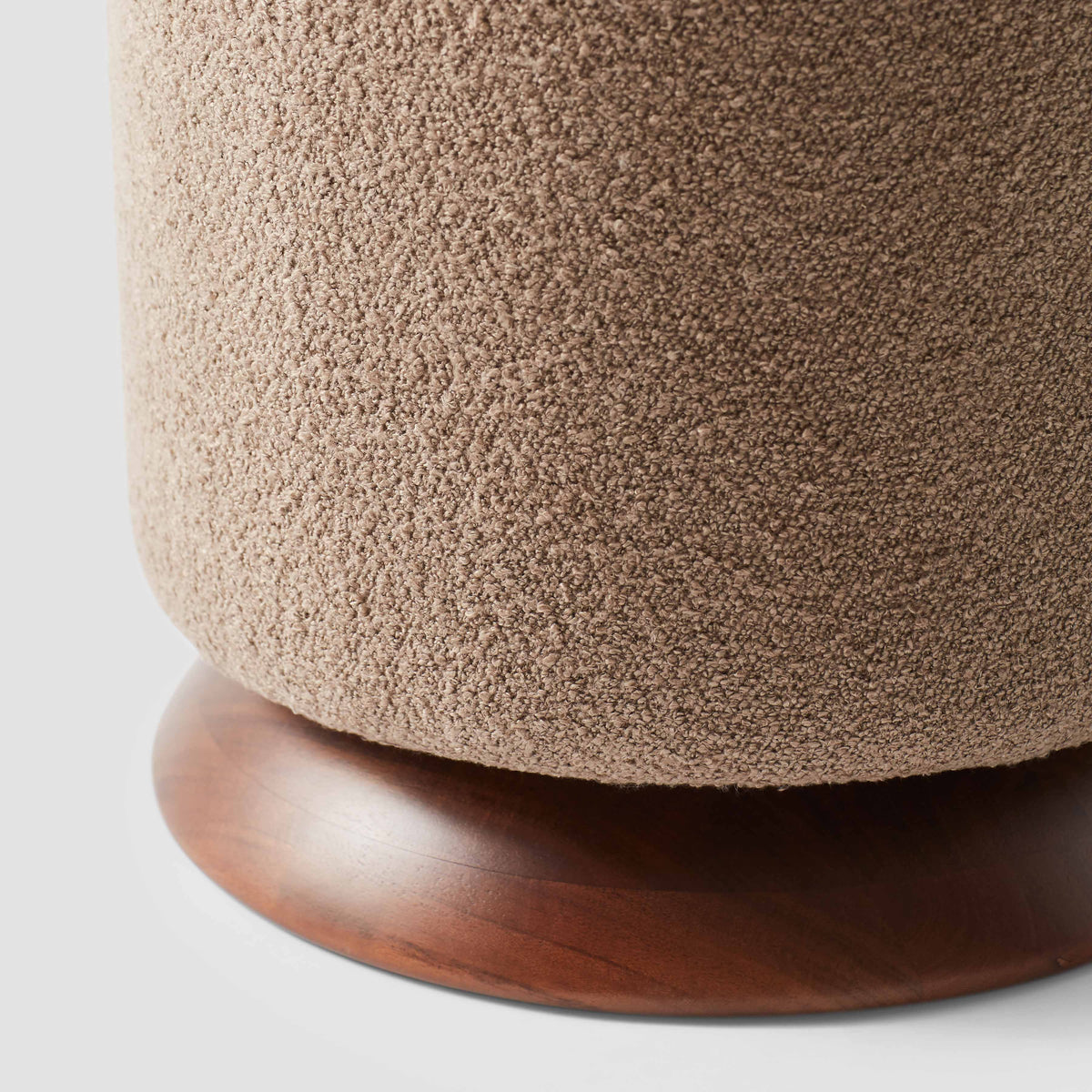 Kimaya Ottoman