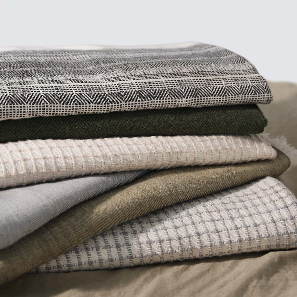 La Calle Alpaca Bed Blanket