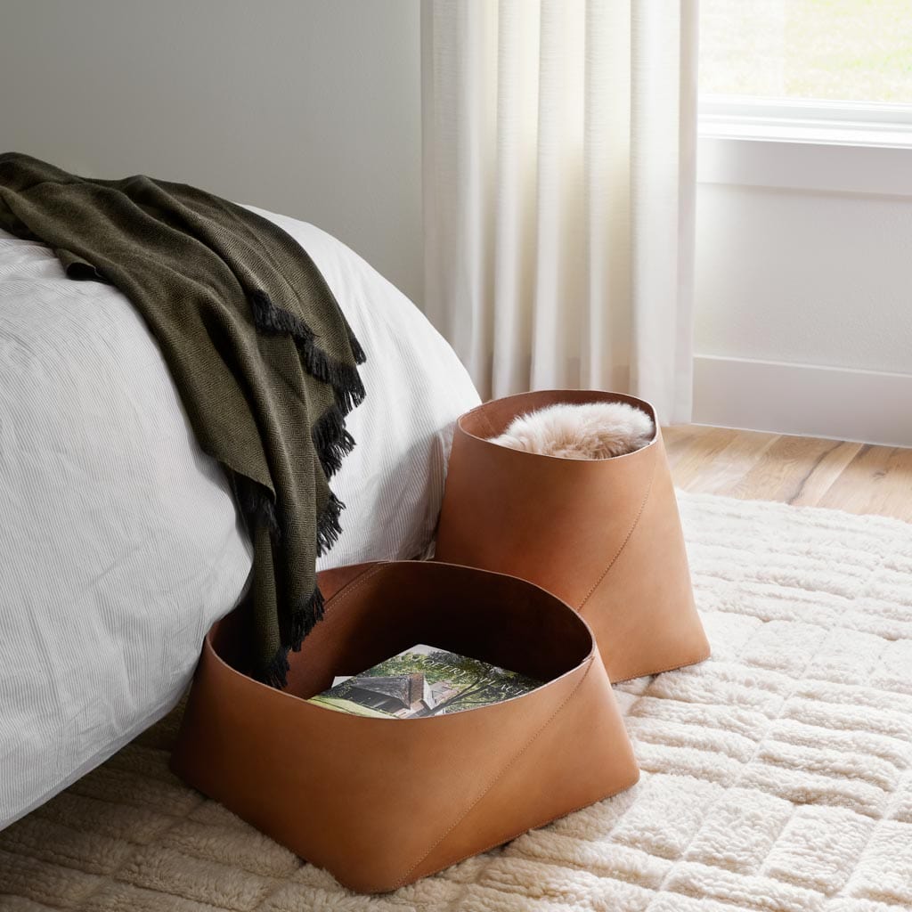 La Calle Alpaca Throw