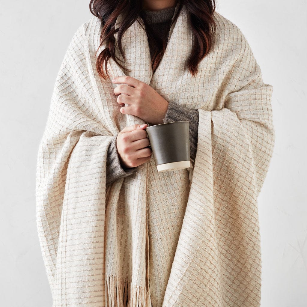 La Leña Luxe Alpaca Throw