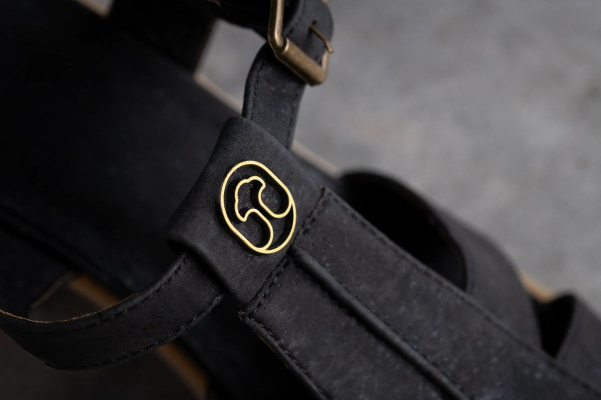 Sandal