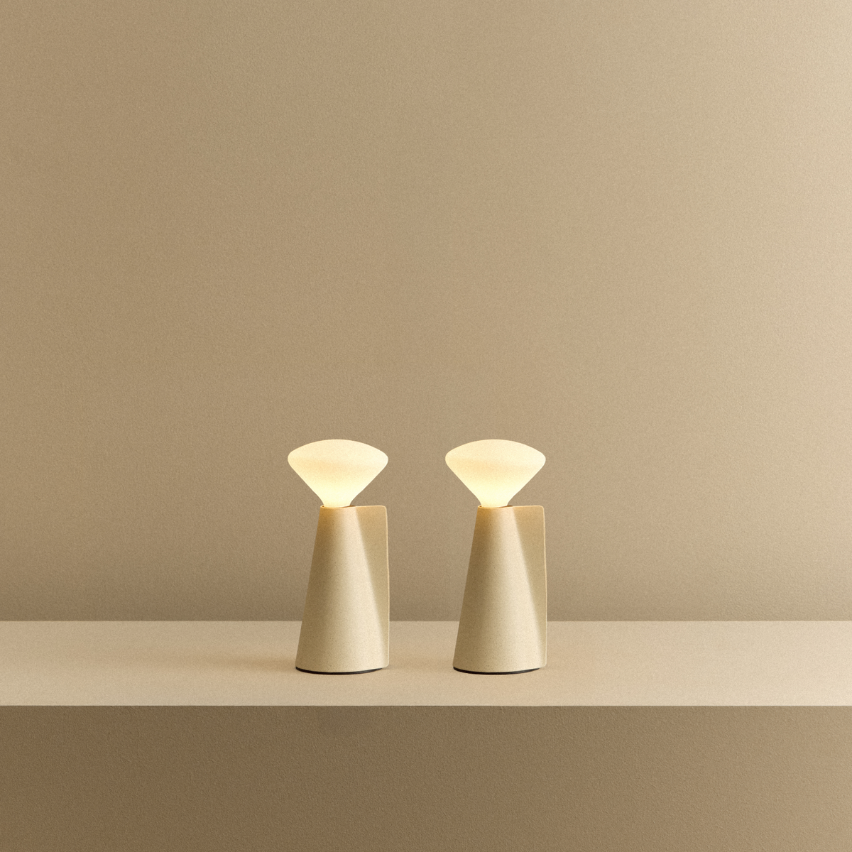 Mantle Portable Lamp in Stone White - Set of 2