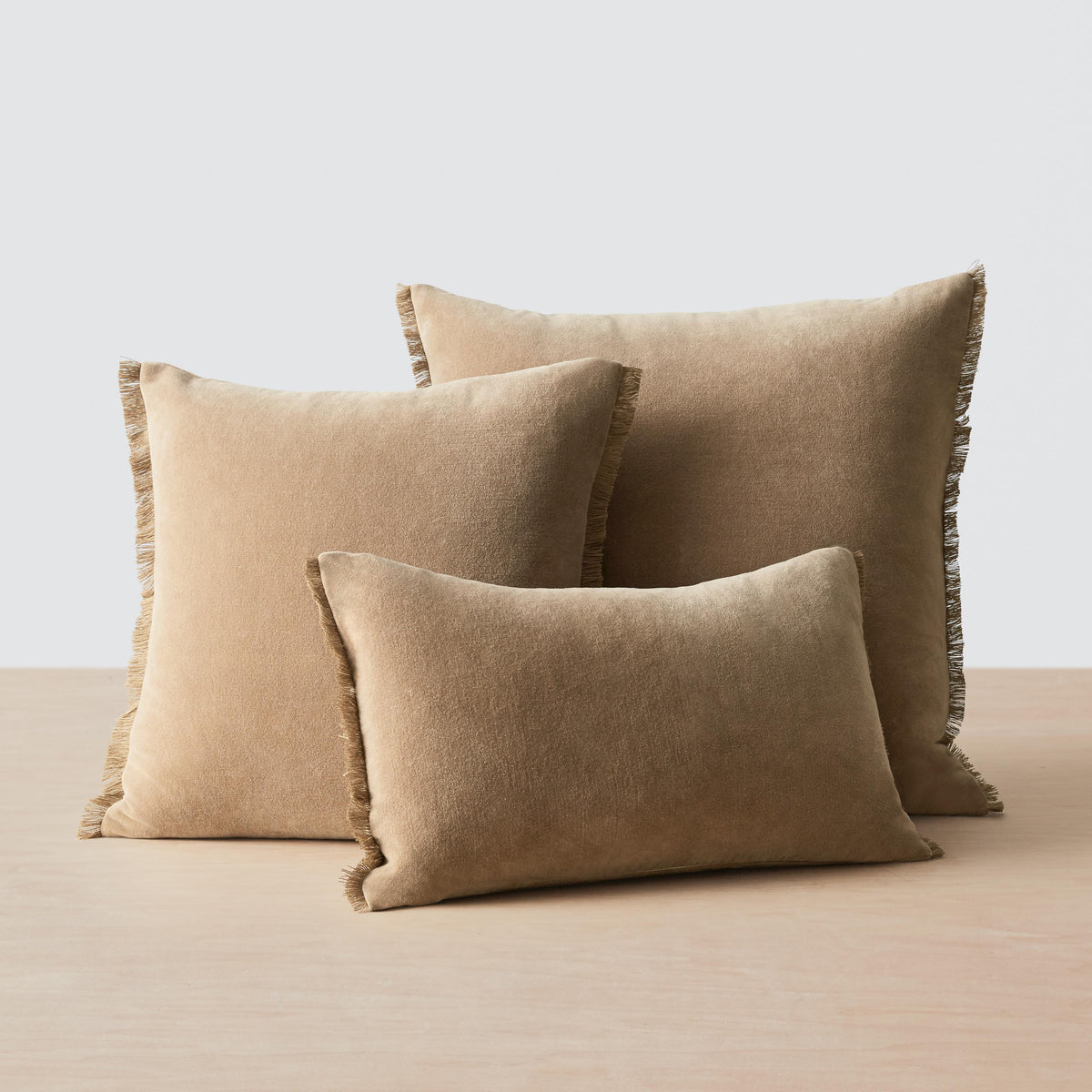 Naveta Velvet Small Lumbar Pillow