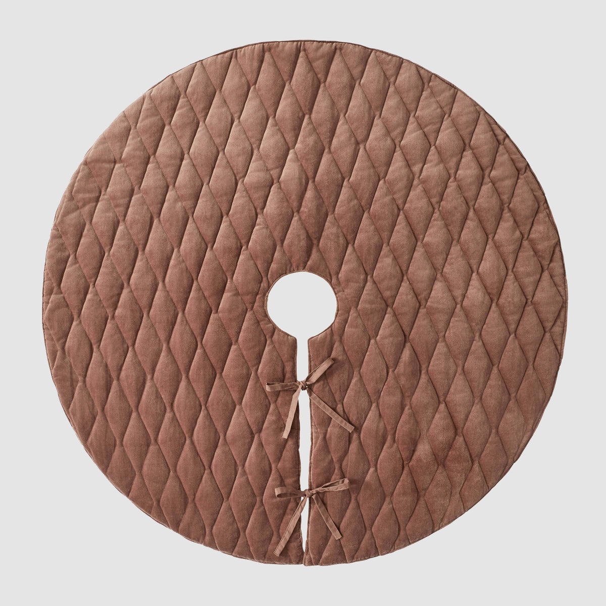 Naveta Velvet Tree Skirt
