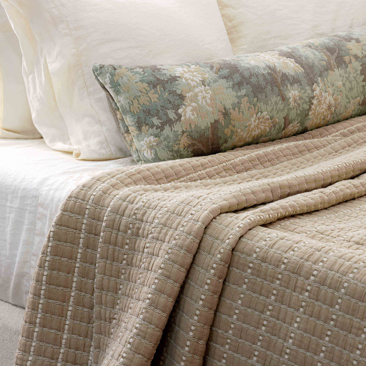 Naya Organic Cotton Quilted Bed Blanket