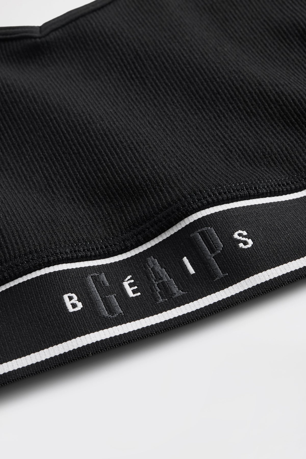 GAP X BEIS Seamless Logo Top in Black