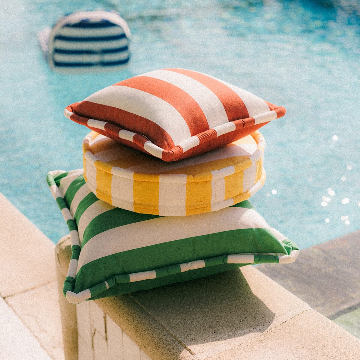 The Circular Pillow