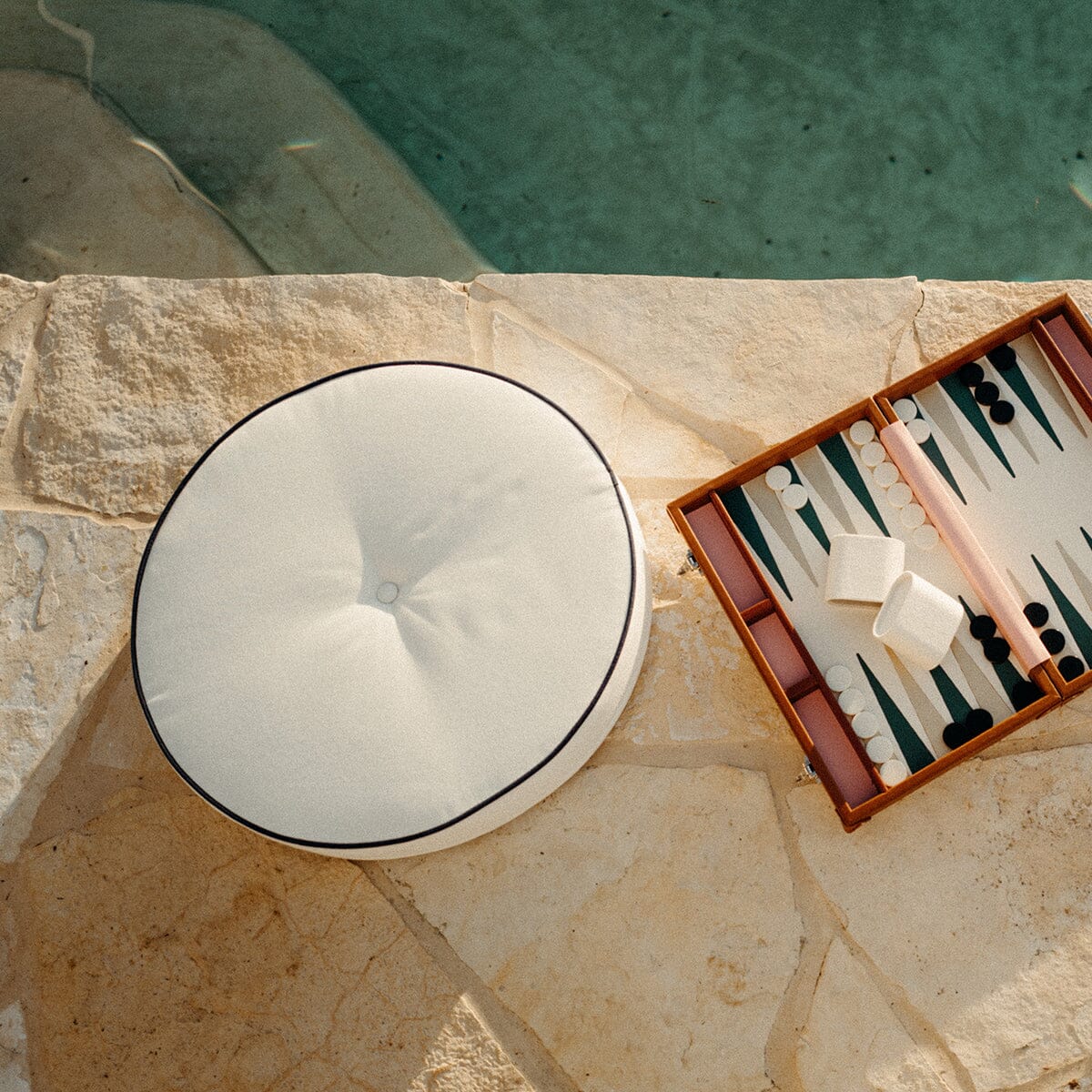 The Circular Pillow