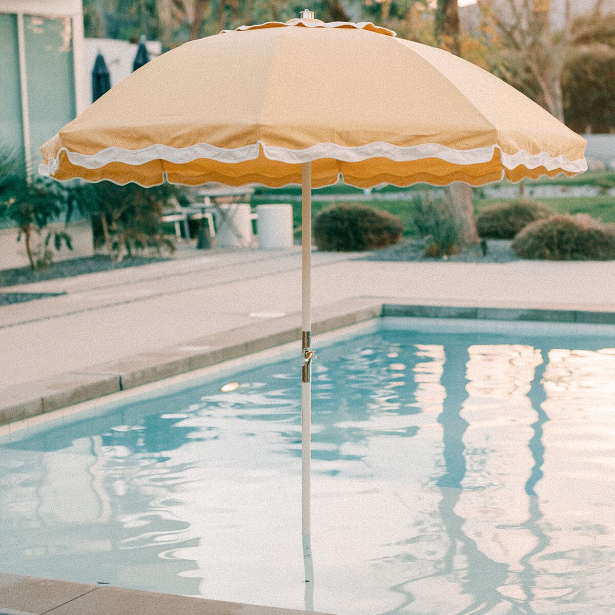 The Club Umbrella