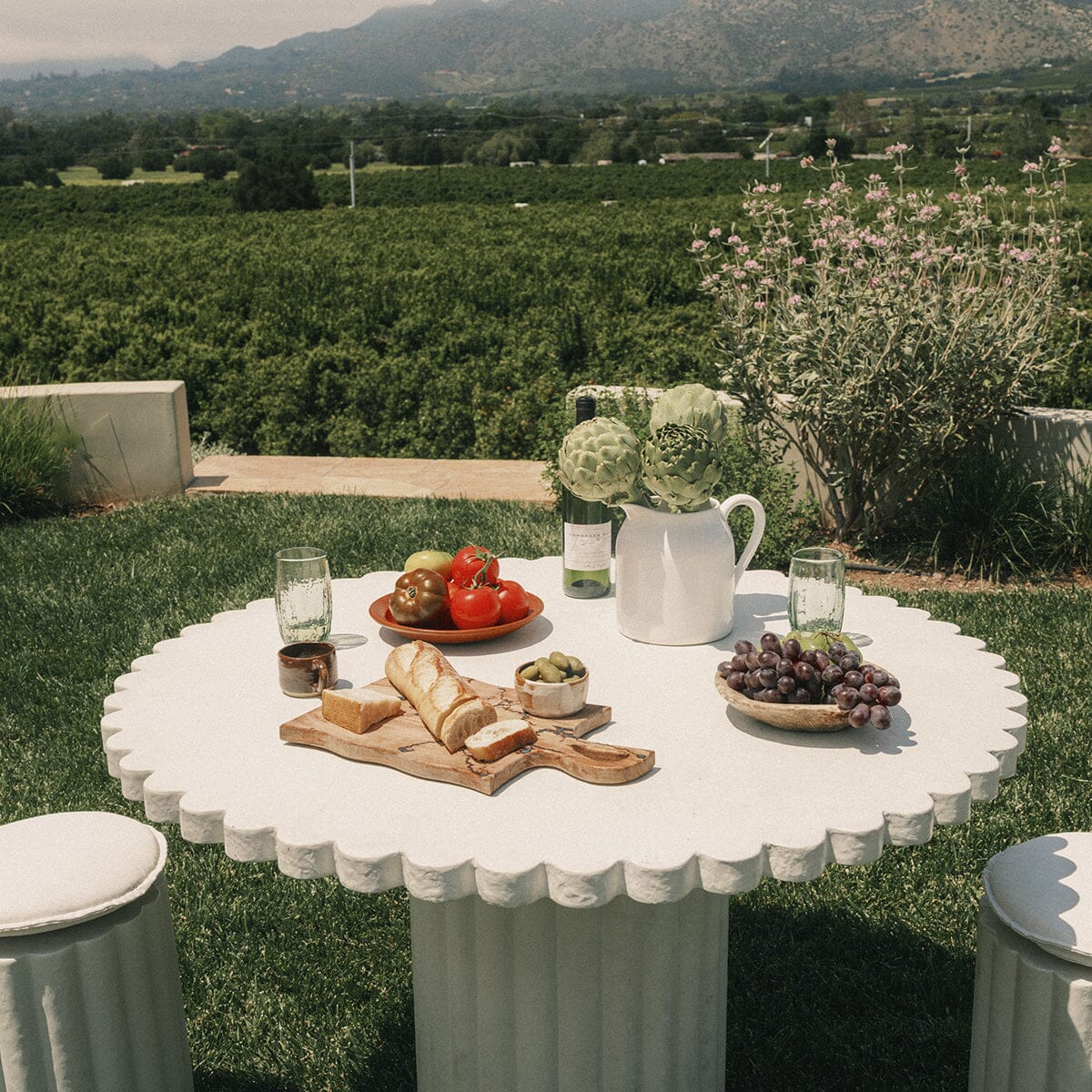 The Daisy Dining Table
