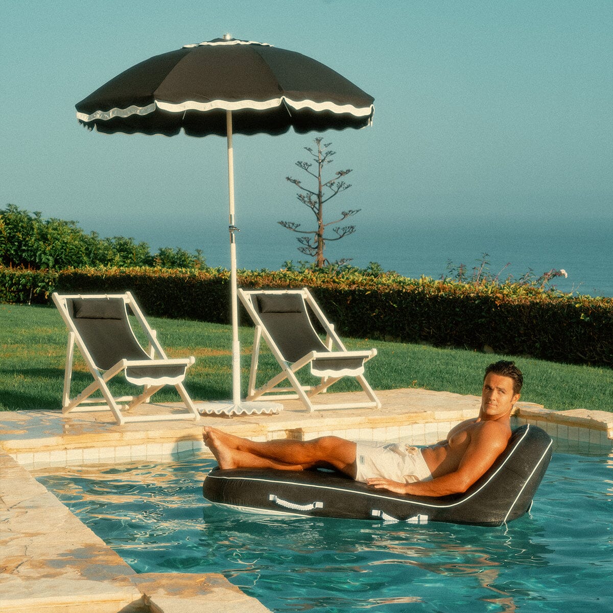 The Pool Lounger