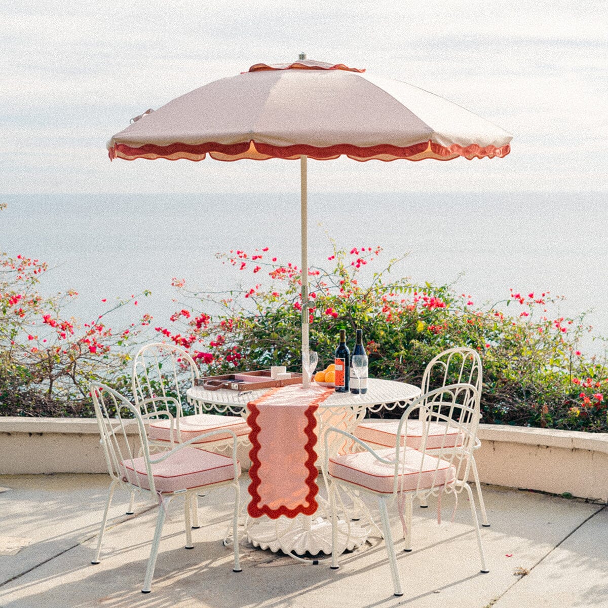 The Al Fresco Dining Table