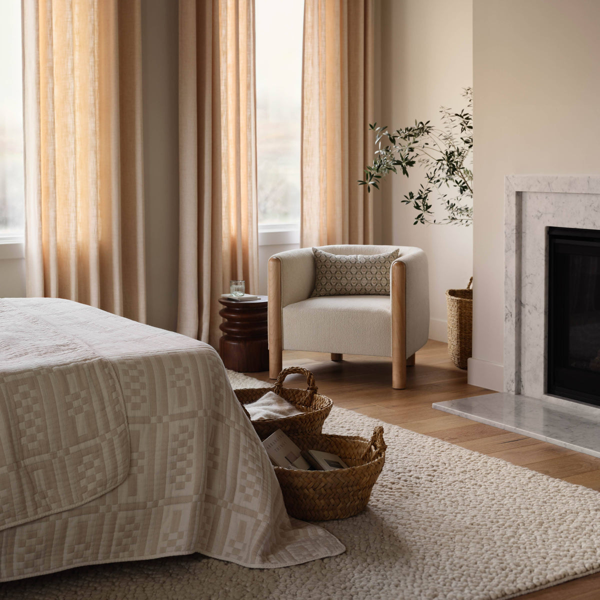 Laurel Armchair