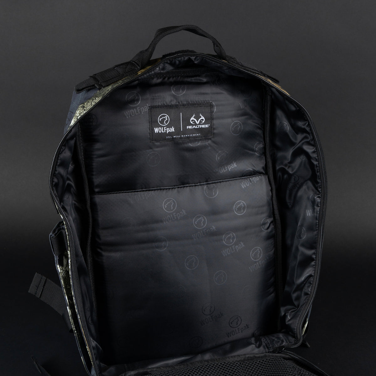 35L Realtree Edge Black Meal Prep Management