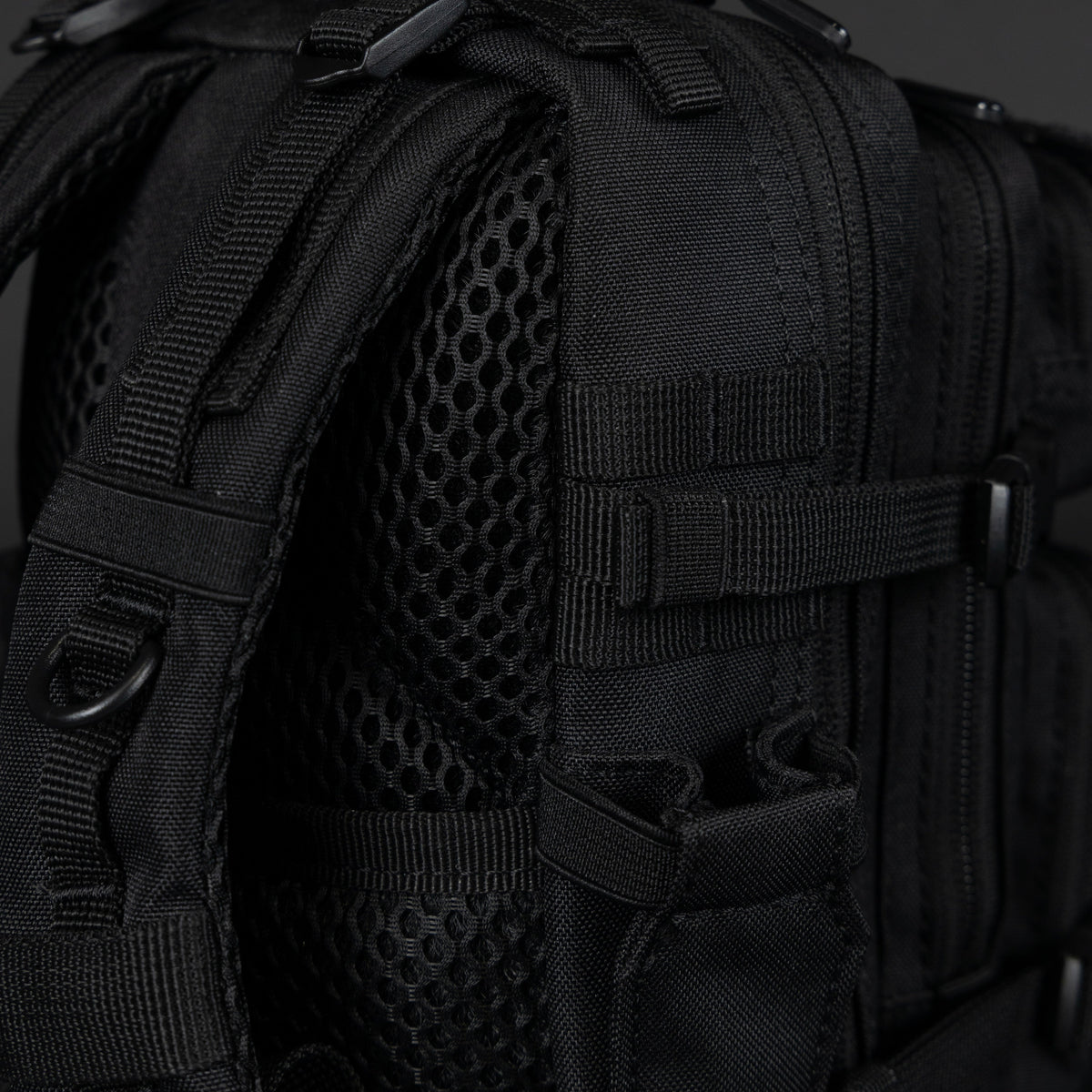 3L Collector's Pak Alpha Black (SOLD OUT) Not Restocking