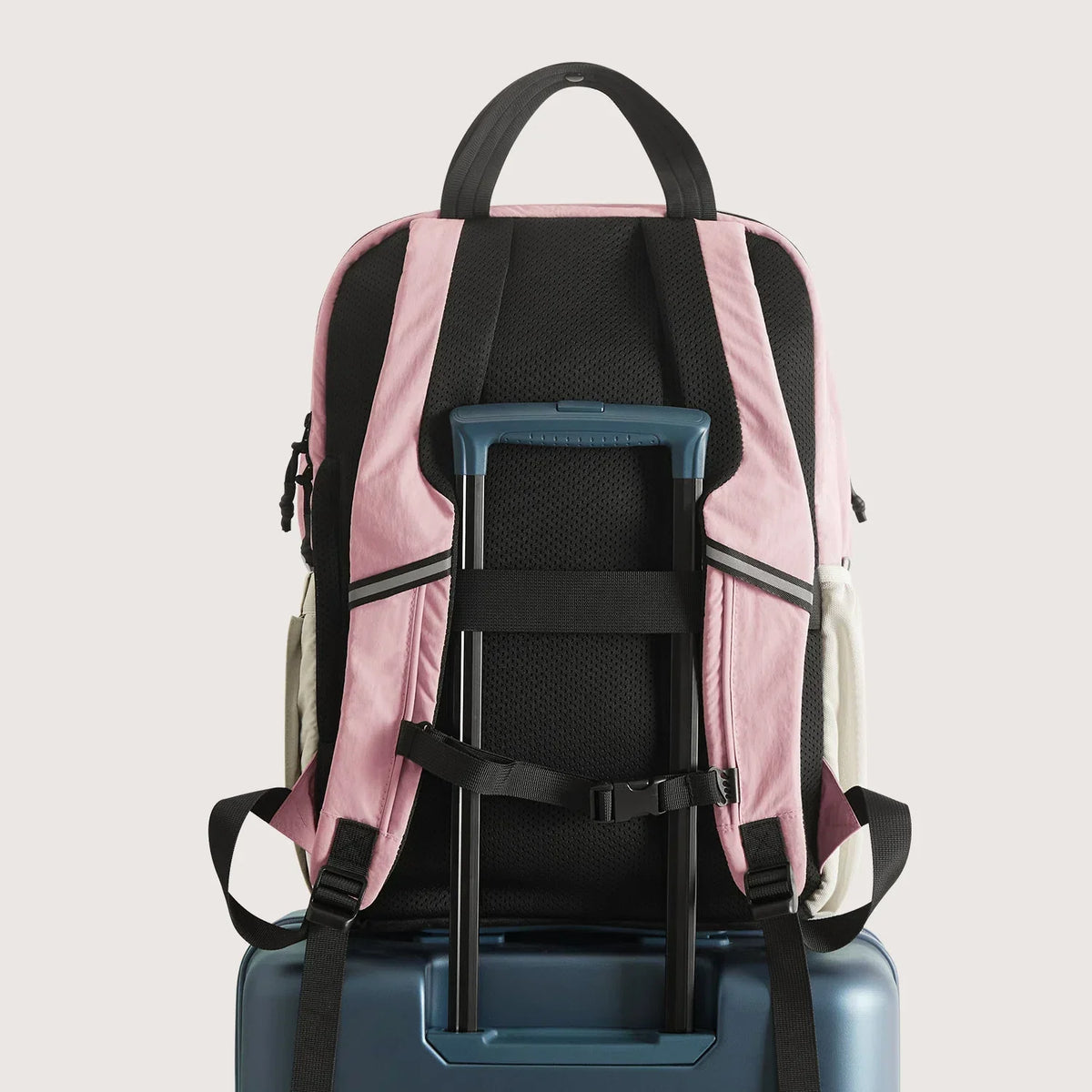 Paz 28L Backpack
