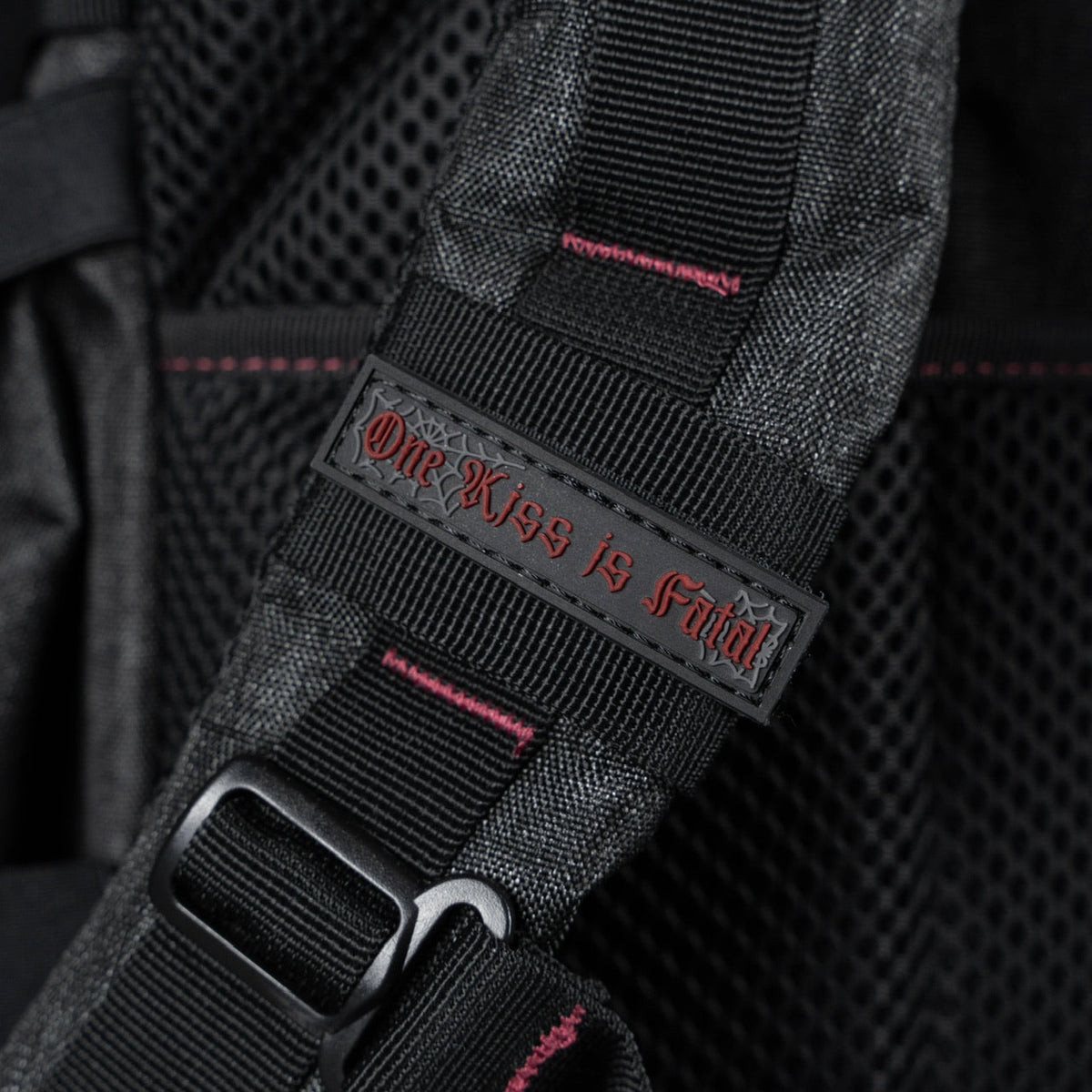 35L Backpack Black Widow