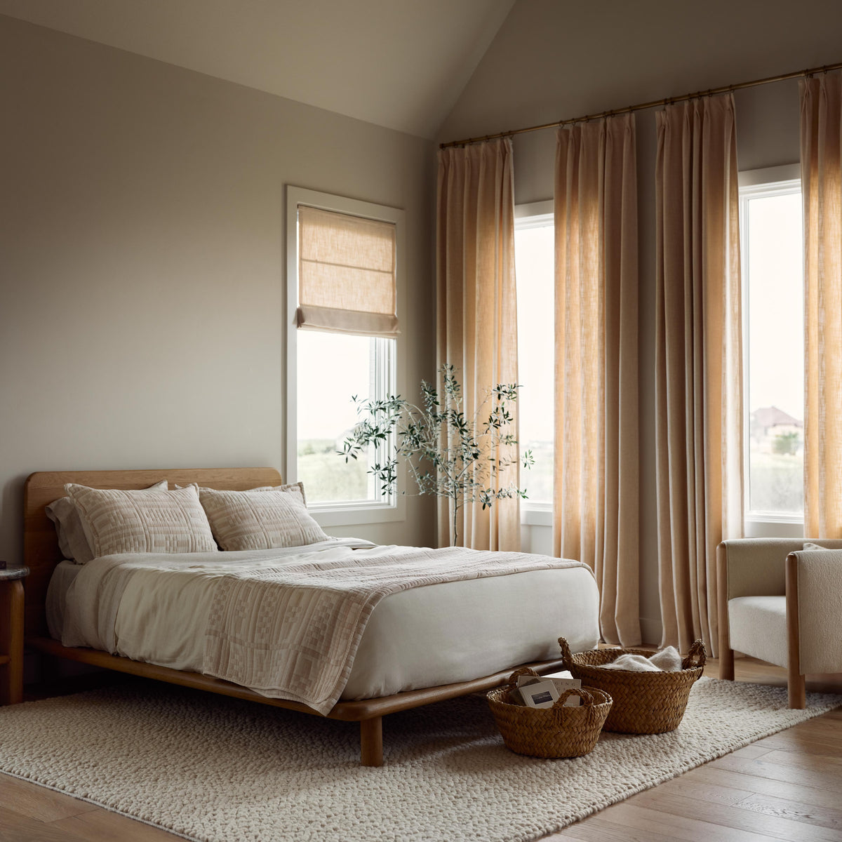 Ravi Platform Bed