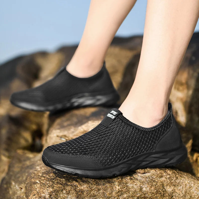 Men's Lightweight Running Shoes