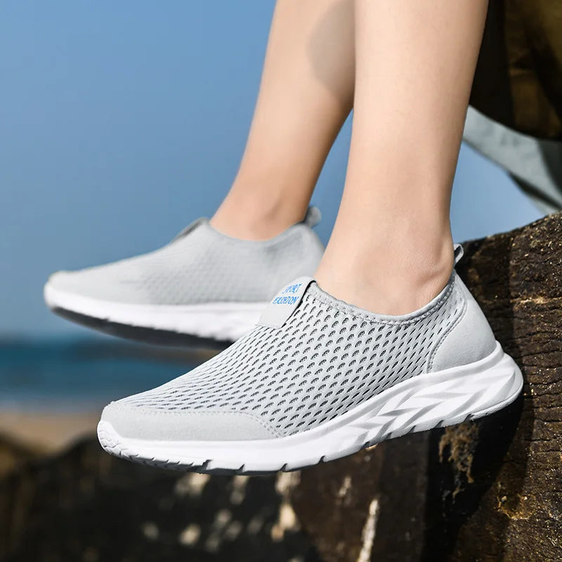 Men's Lightweight Running Shoes