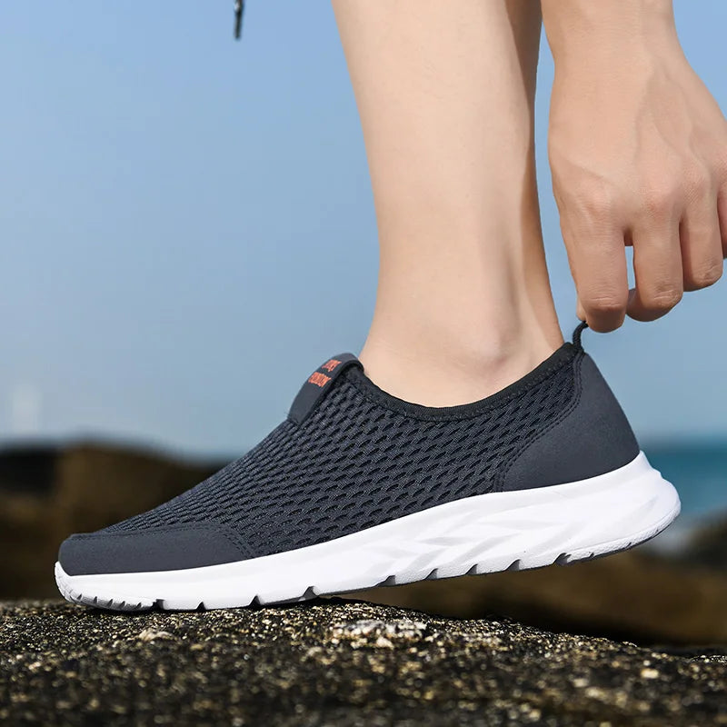 Men's Lightweight Running Shoes