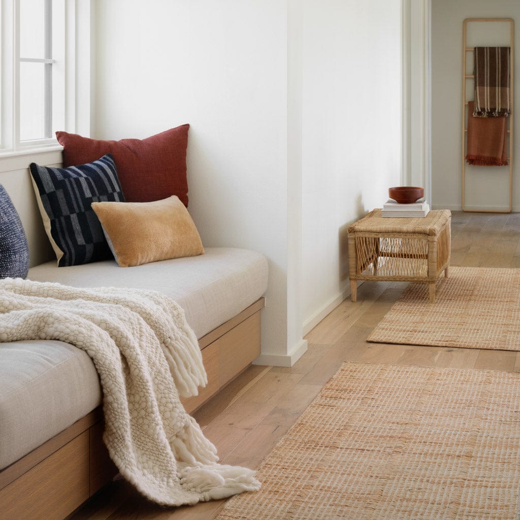 Sabina Handwoven Jute Accent Rug