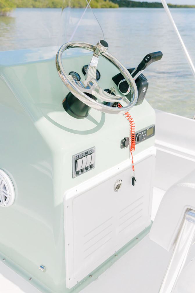 Palm Yacht
