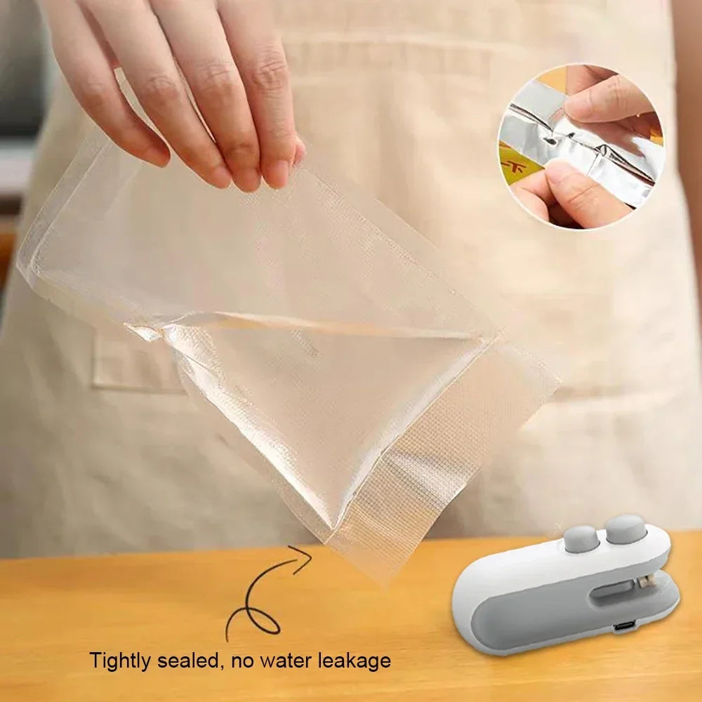 Mini Heat Bag Sealing Machine Package Sealer Bags Plastic Food Sealer Clip Bag Handheld Sealer Food Packaging Heat Sealer