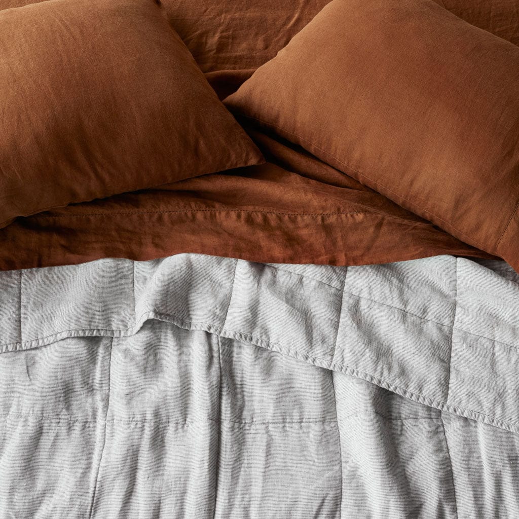 QA | Stonewashed Linen Quilt