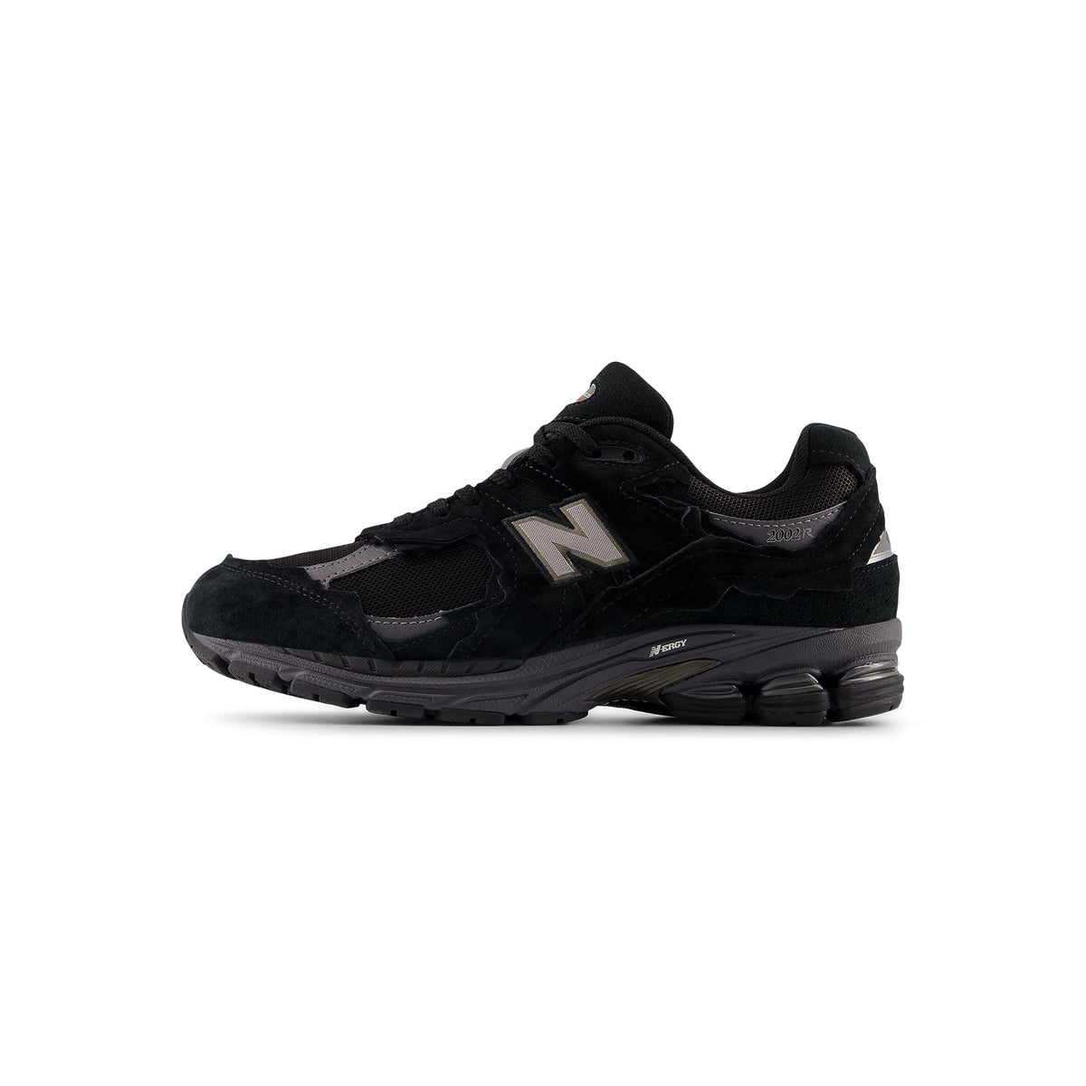 New Balance 2002R Gore-Tex (Black/Magnet)