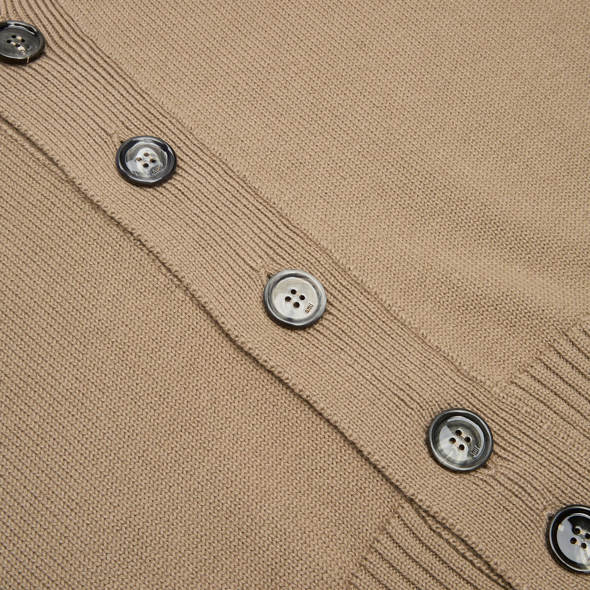 AMI Paris Cardigan With Contrasted AMI De Couer (Beige taupe/Ecru)