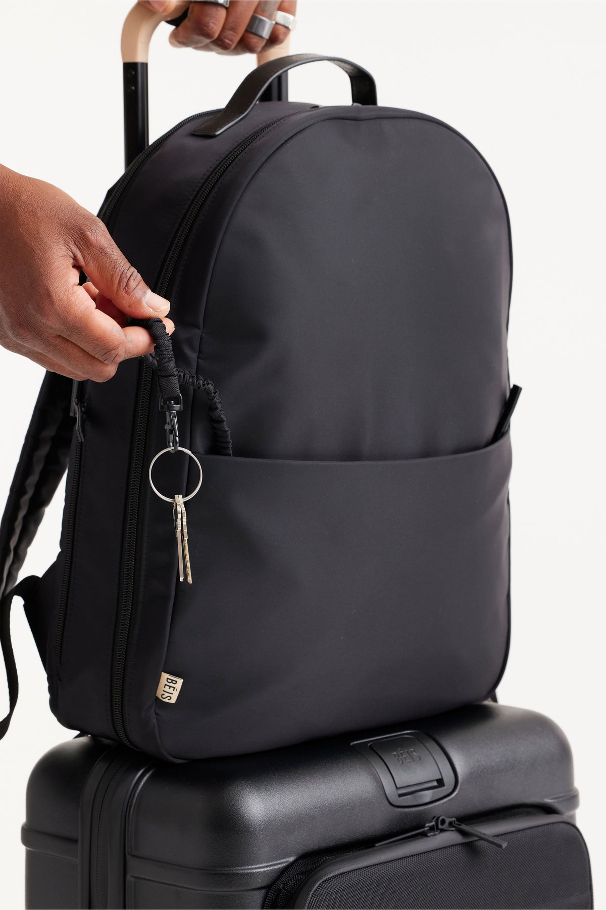 Resale The Commuter Backpack in Black