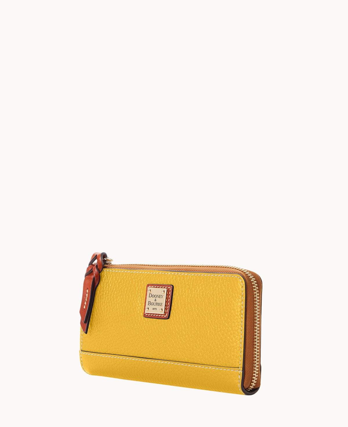 Pebble Grain Folded Zip Wristlet