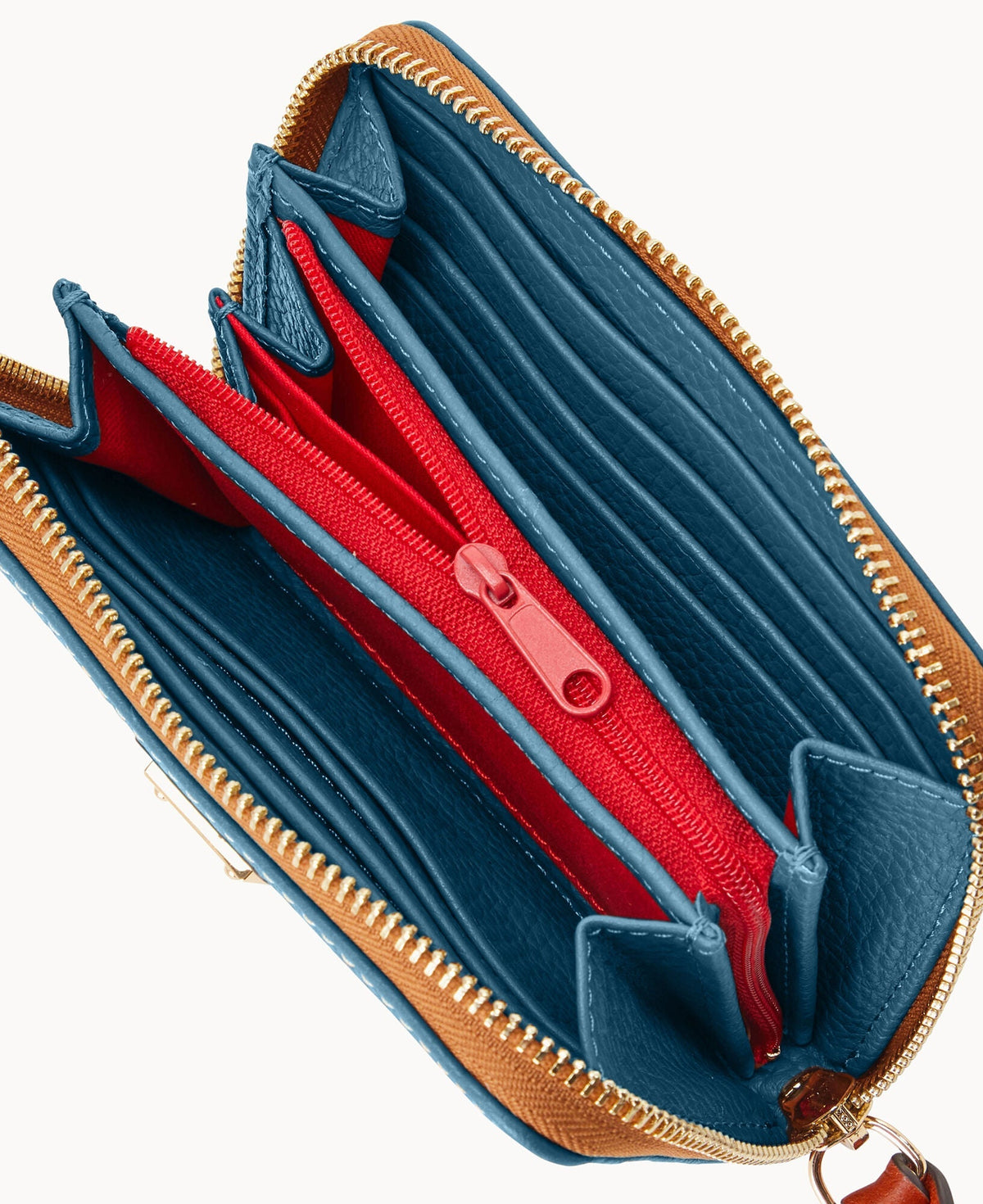 Pebble Grain Medium Zip Around Wallet
