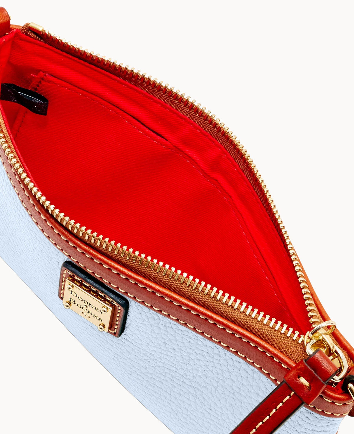 Pebble Grain Large Slim Wristlet