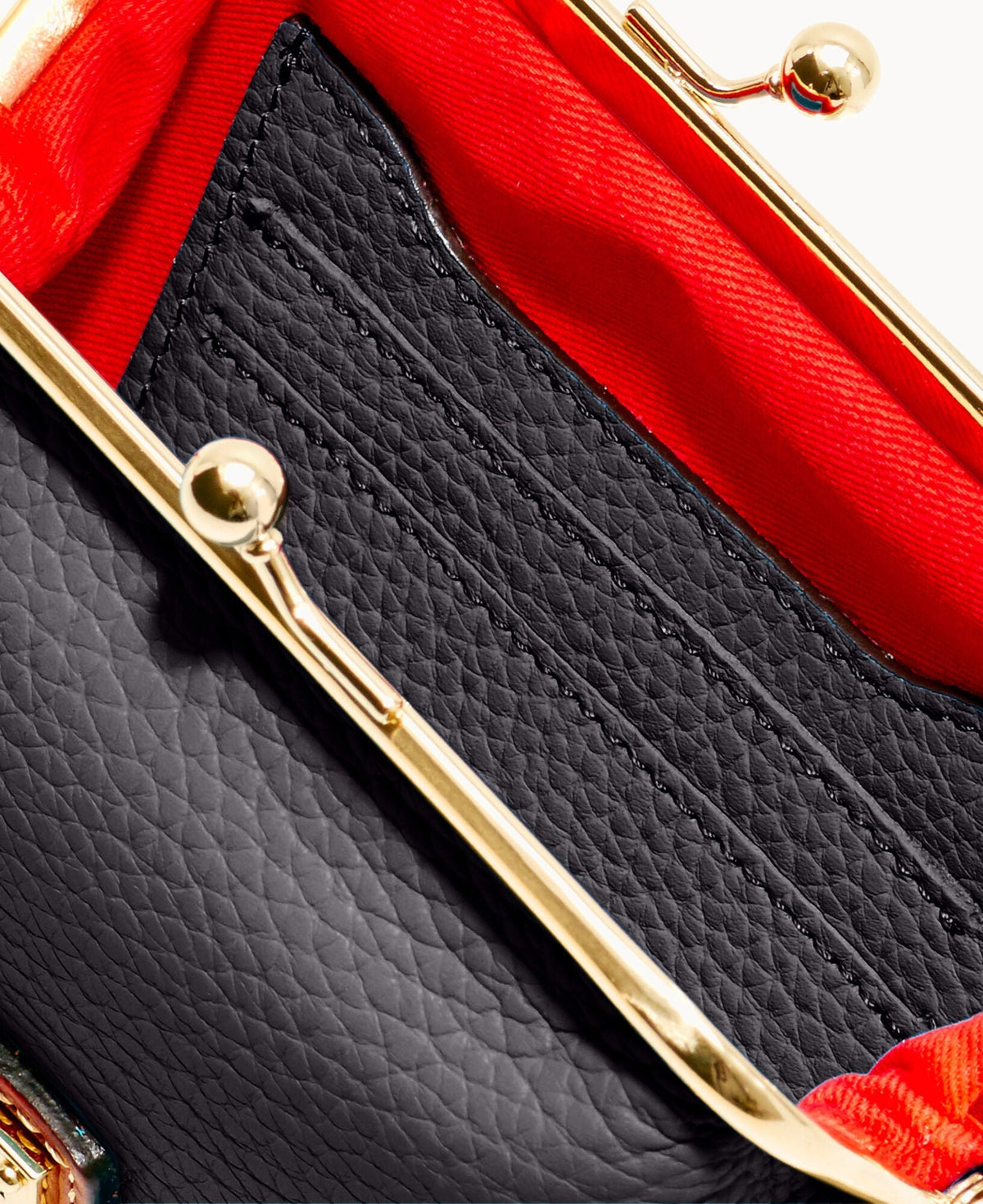 Pebble Grain Large Framed Purse