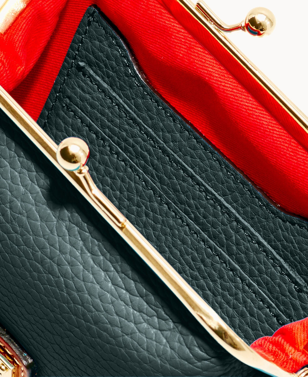 Pebble Grain Large Framed Purse