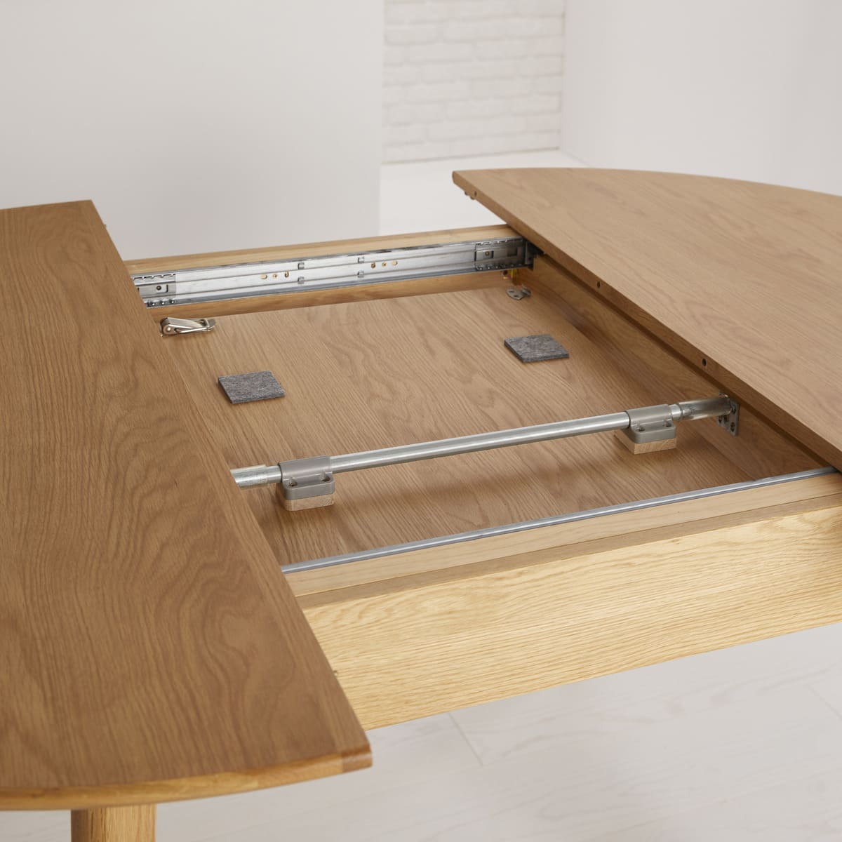 Wright Oak Round Extendable Dining Table