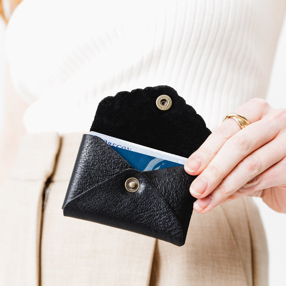 Mini Daisy Wallet