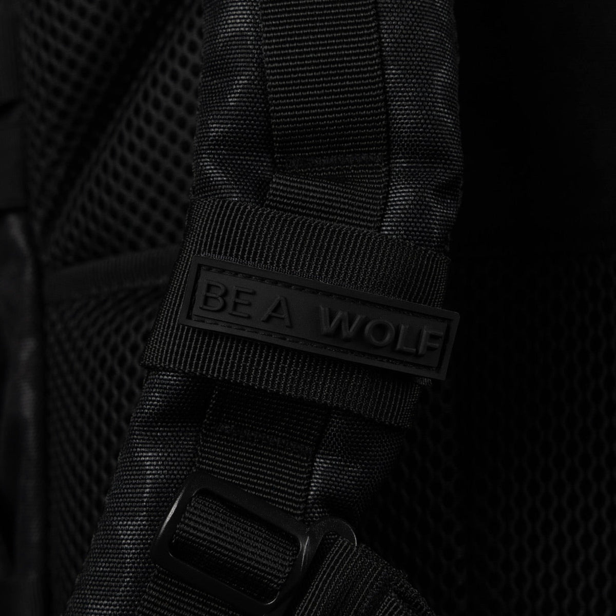 35L Backpack Black Leopard