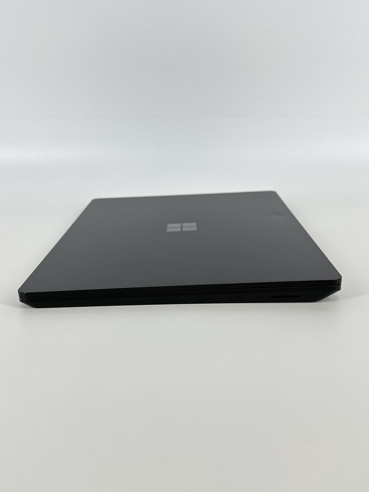 Microsoft Surface Laptop 6 13.5 Black 3.8 GHz Intel Core Ultra 7 16GB
