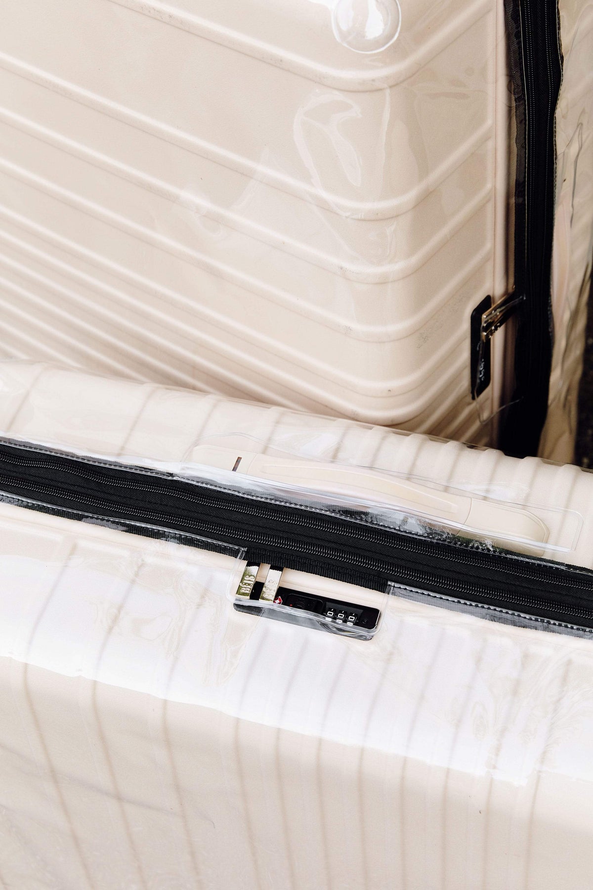 The Medium Check-In Roller Luggage Cover