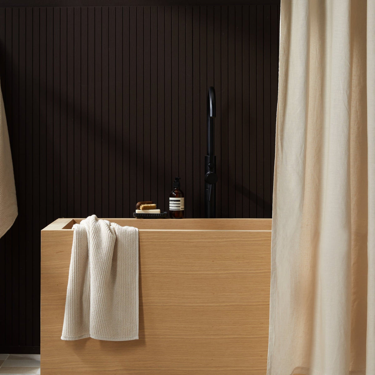 Linen Shower Curtain (Bone)