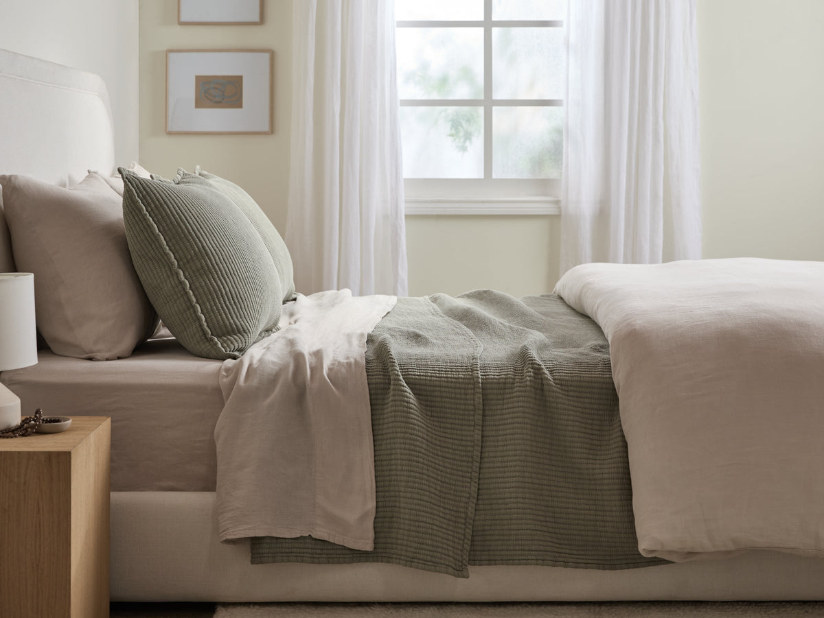 Matelasse Coverlet (Moss)
