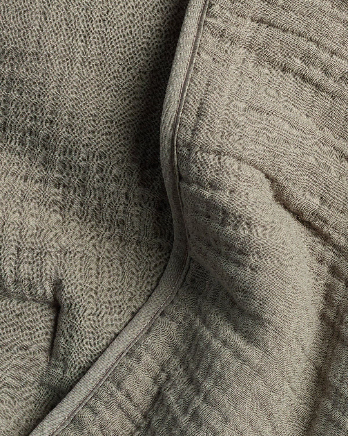 Organic Cloud Cotton Quilt (Moss)