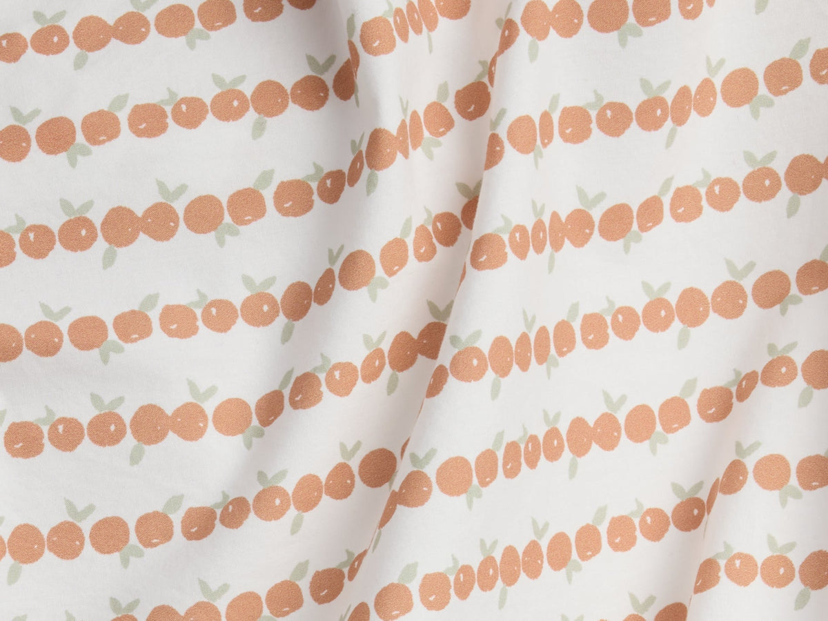 Percale Crib Sheet (Clementines)