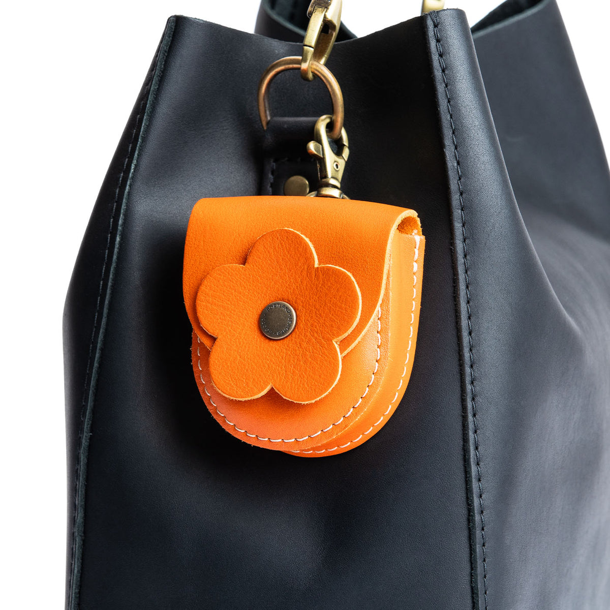 Petunia Pouch