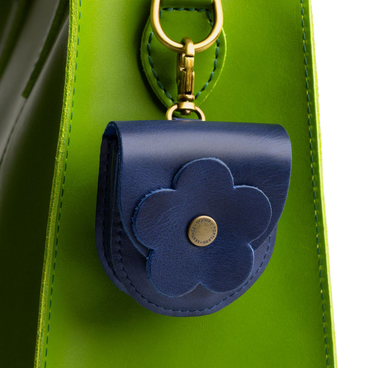 Petunia Pouch