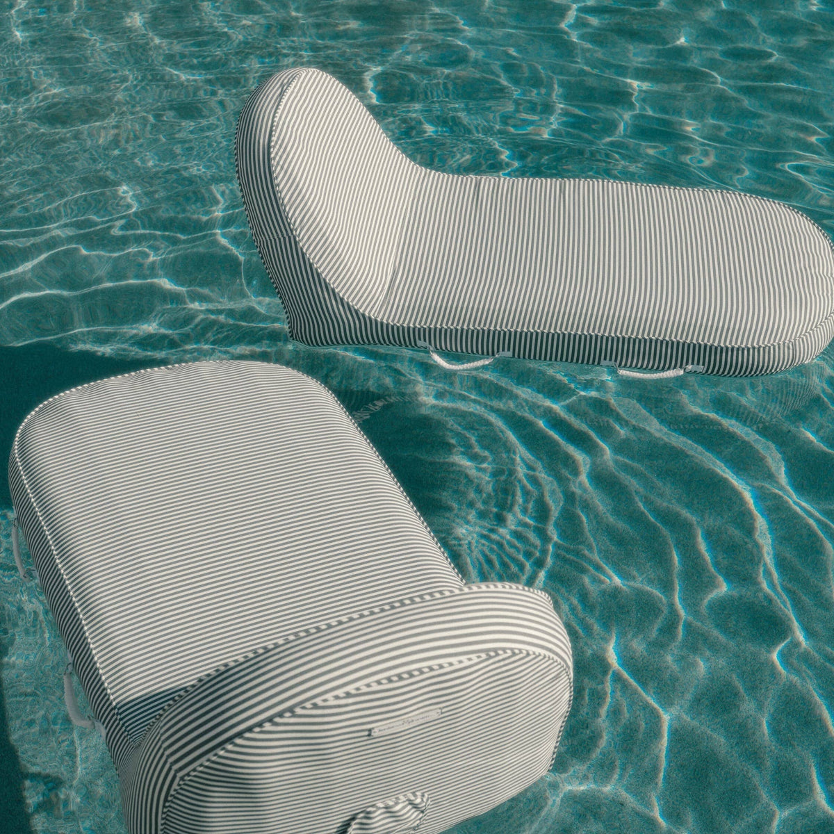 The Pool Lounger